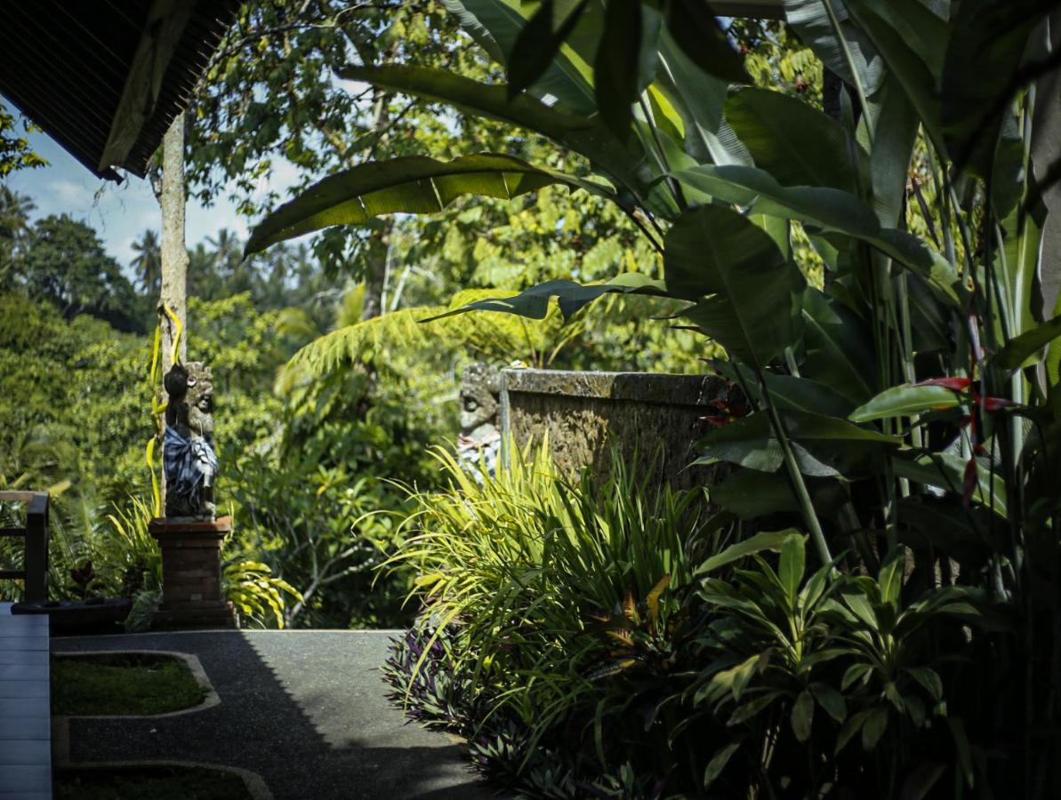 Angsoka Bungalow Ubud  Exterior photo